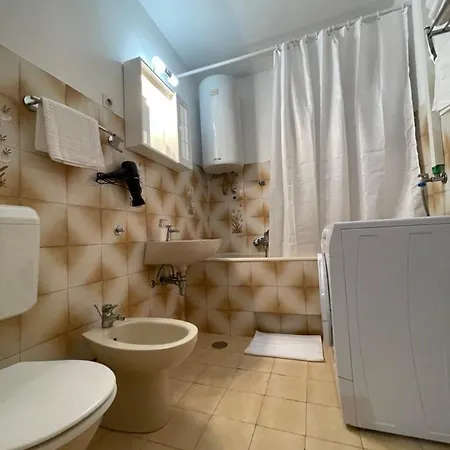 Ivan Apartman *